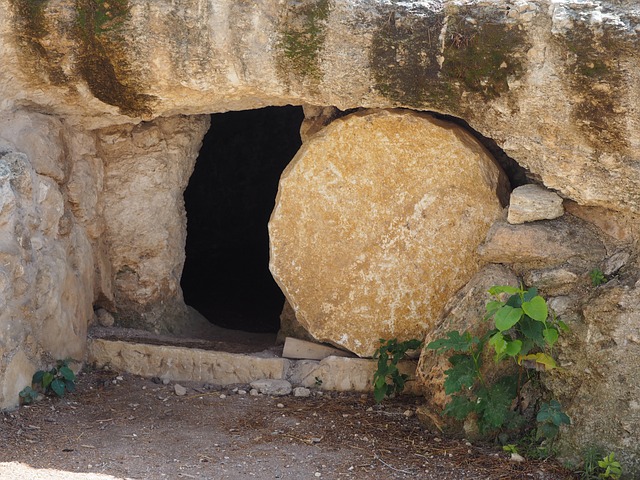 Empty Tomb : Gifted with Resurrection to New Life